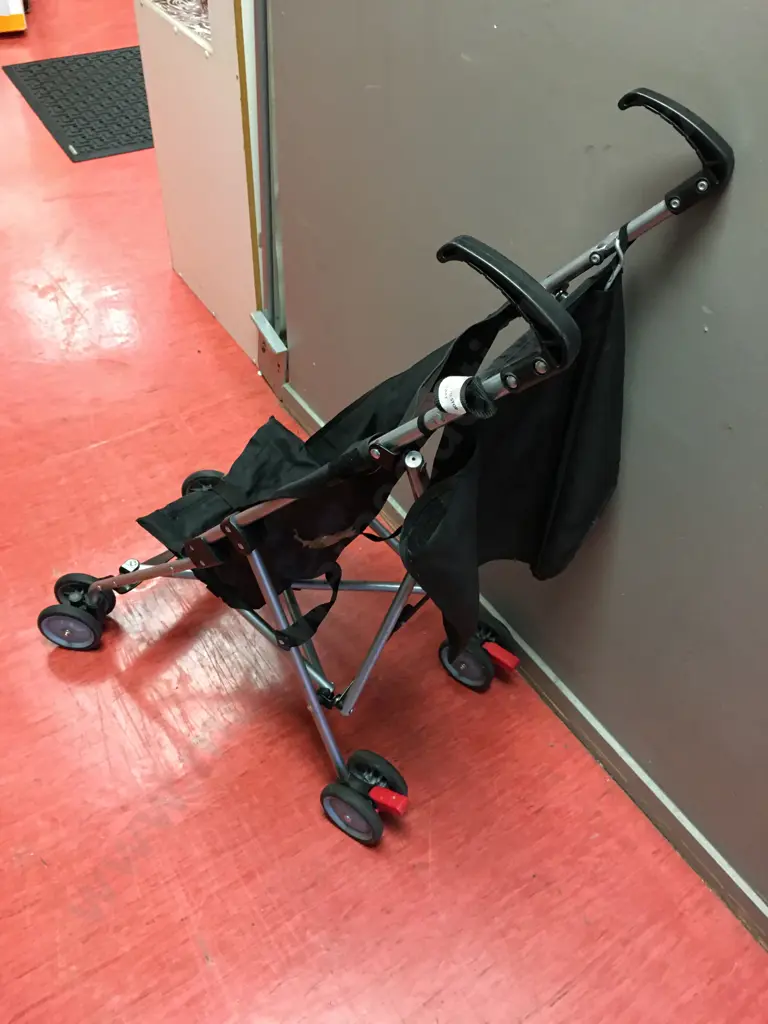 Kids Folding Stroller Image 1++